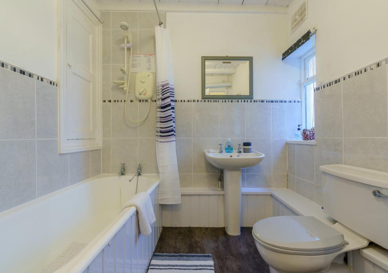 Alice Cottage Robin Hood's Bay Zewnętrze zdjęcie